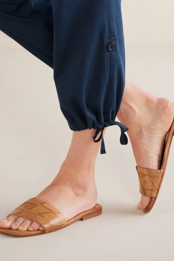 barbados_convertible_crop_pants_12.webp Online Soft Surroundings Barbados Convertible Crop Pants