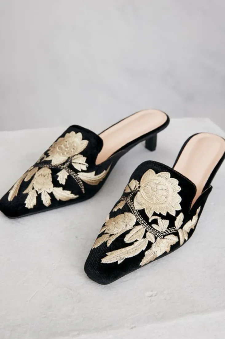 carolina_embroidered_mule_4.webp Best Sale Soft Surroundings Carolina Embroidered Mule