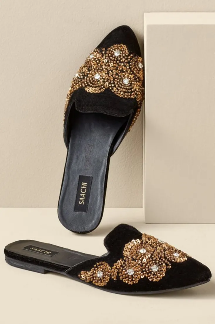 Hot Soft Surroundings Delilah Embellished Slide Black/Gold