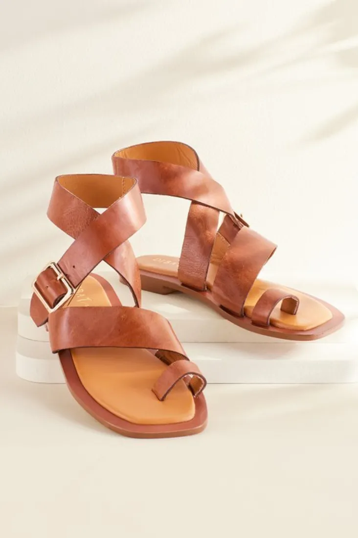 diba_true_cite_see_buckle_sandal_2.webp Flash Sale Soft Surroundings Diba True Cite See Buckle Sandal Whiskey