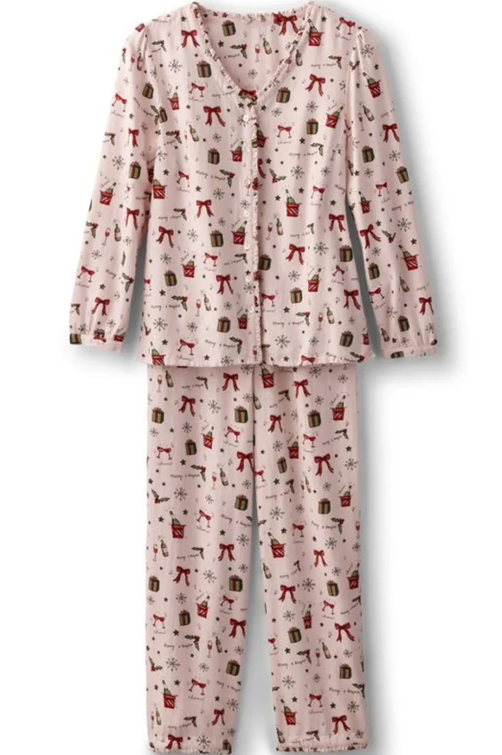 festive_finley_sleep_set_7.webp Outlet Soft Surroundings Festive Finley Sleep Set