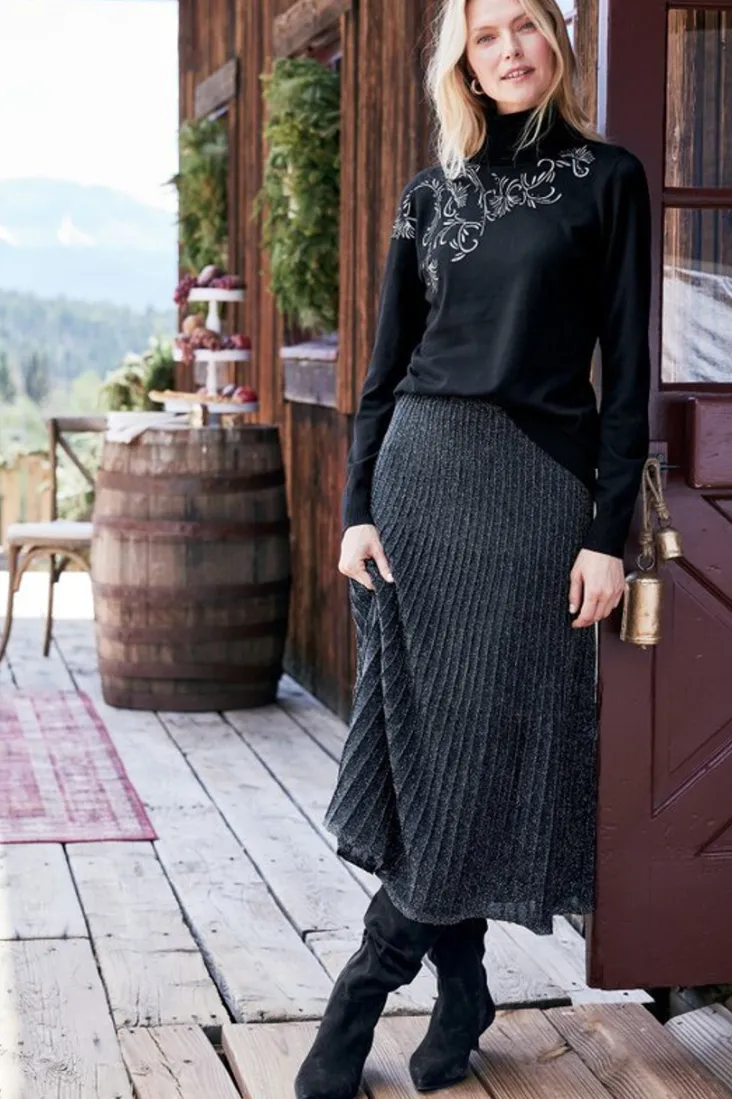nisha_knit_pleated_skirt_5.webp Clearance Soft Surroundings Nisha Knit Pleated Skirt Black/Silver