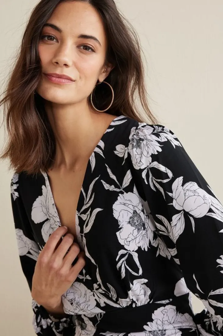 penelope_long_sleeve_jumpsuit_4.webp Fashion Soft Surroundings Penelope Long Sleeve Jumpsuit