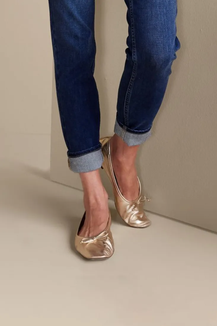 schutz_arissa_bow_ballet_flat_2.webp Store Soft Surroundings Schutz Arissa Bow Ballet Flat