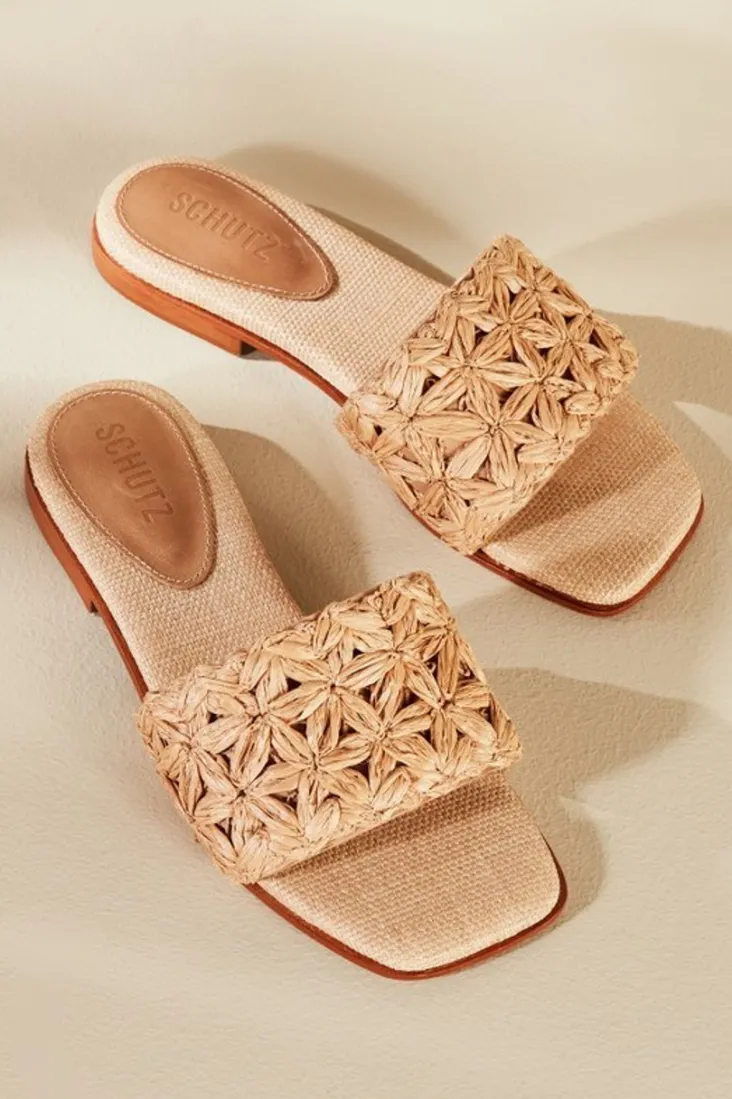schutz_ayla_raffia_slides_0.webp Outlet Soft Surroundings Schutz Ayla Raffia Slides Perola