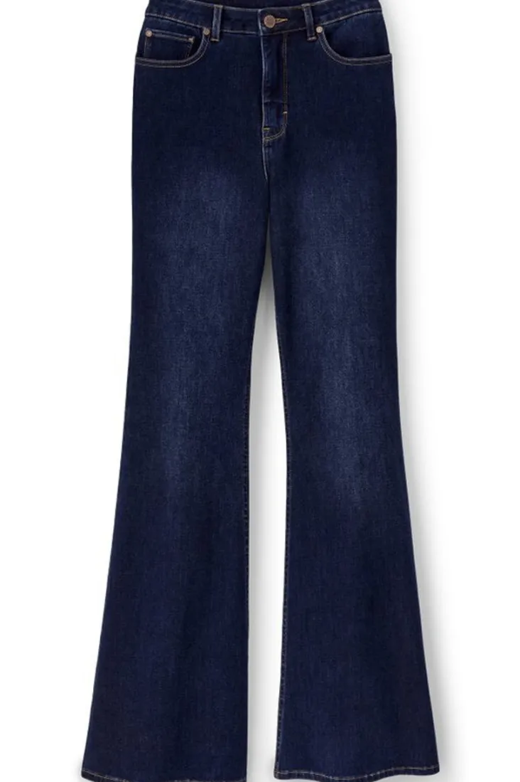 New Soft Surroundings Ultimate Denim Flare Jeans TidalBlueWash